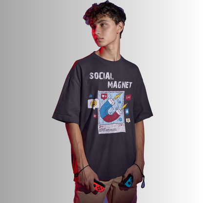 Social Magnet Oversized T-Shirt - Black