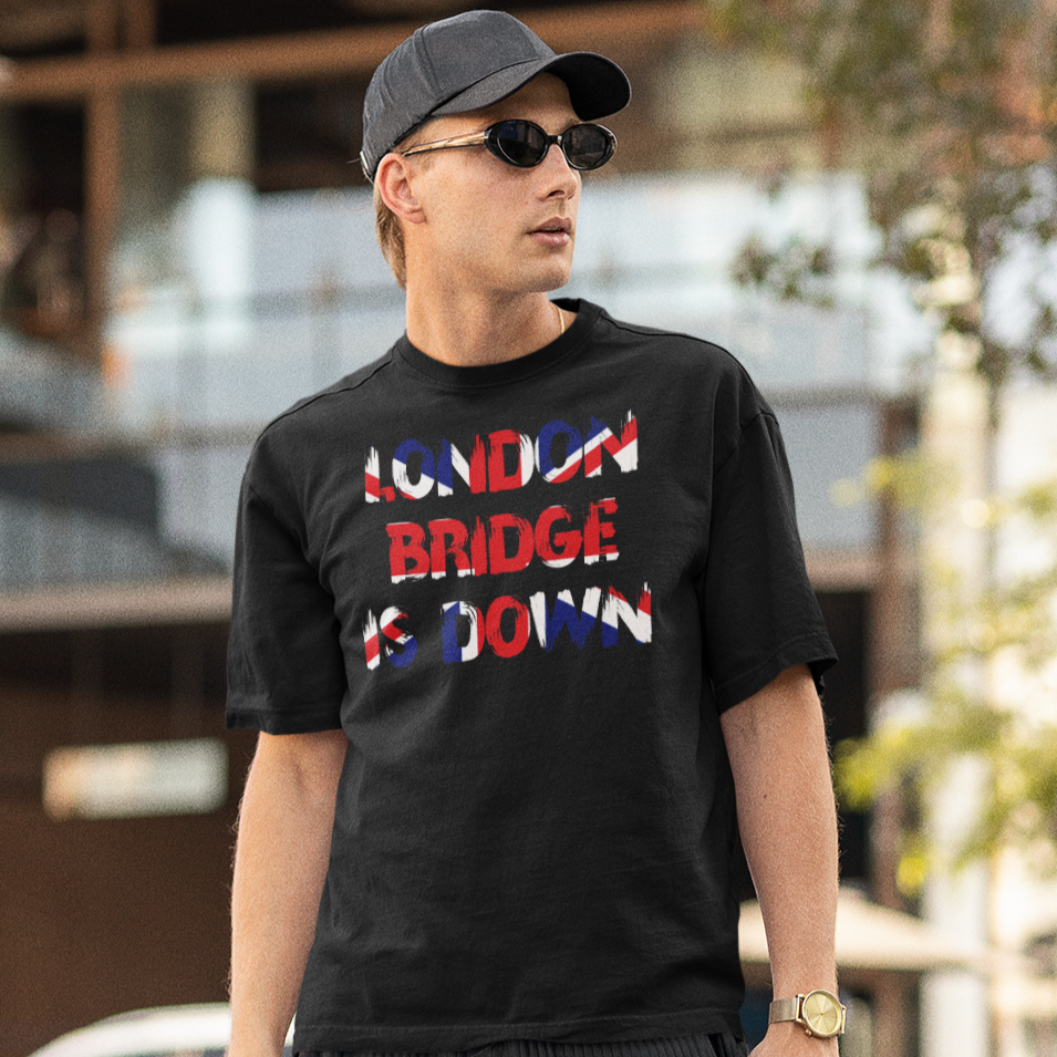 London Bridge Is Down Oversized T-Shirt